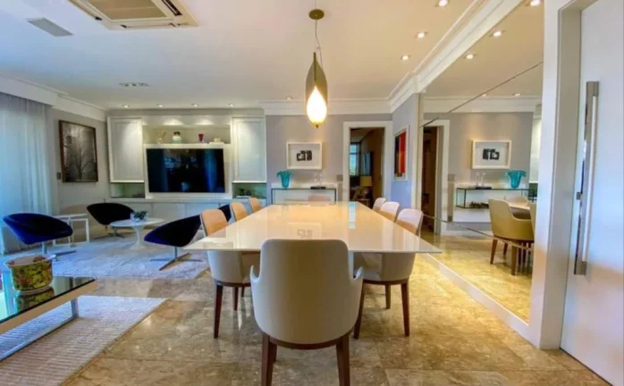 Imagem Maravilhoso Apartamento na Praia do Canto!!
