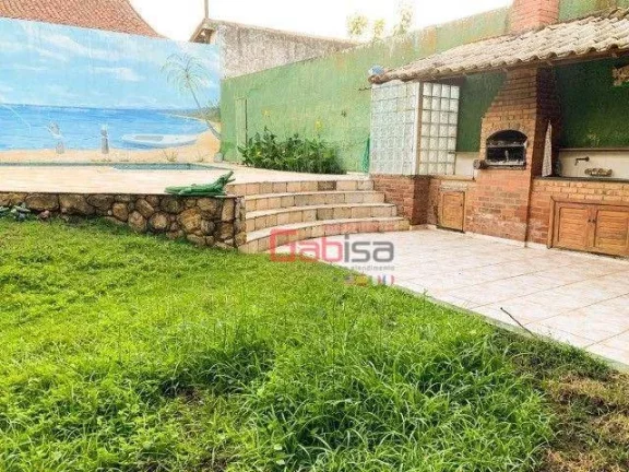Imagem Casa com 3 dormitórios à venda, 200 m² por R$ 580.000,00 - Balneário - São Pedro da Aldeia/RJ