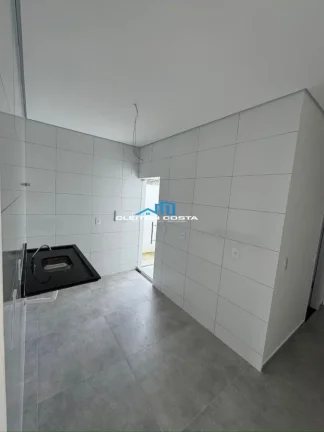 Imagem Casa para Venda em Feira de Santana, Papagaio, 2 dormitórios, 1 suíte, 1 banheiro, 2 vagas