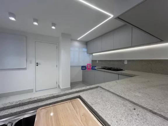 Imagem Apartamento com 4 dormitórios à venda, 223 m² por R$ 2.590.000 - Boqueirão - Santos/SP