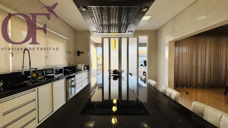 Imagem Casa no condomínio Quinta das Paineiras - 1099m² - 4 Suítes - Jundiaí/SP