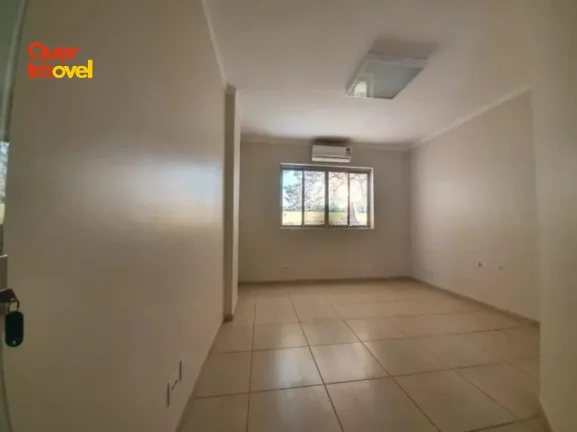 Imagem Sala Comercial para Venda ou Locação no Centro de Ribeirão Preto - 7 salas, 2 banheiros, 152m² - Venda ou Locação