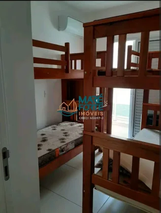 Imagem Ampla cobertura com terraço, vista parcial para o mar