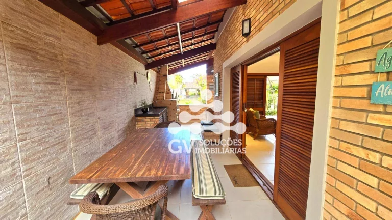 Imagem Casa com 5 dormitórios à venda, 250 m² por R$ 2.500.000,00 - Condomínio Lagoinha - Ubatuba/SP
