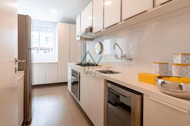 Imagem Apartamento Alto Padrão à venda Centro Curitiba PR