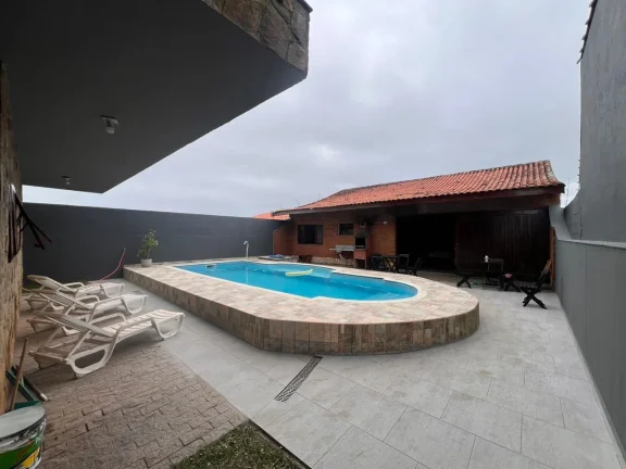 Imagem Casa para Venda em Itanhaém, Parque Augustus, 4 dormitórios, 4 suítes, 2 banheiros, 6 vagas