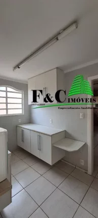Imagem Casa para Venda em Araras, Parque Alvorada, 5 dormitórios, 1 suíte, 5 banheiros, 2 vagas