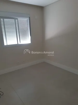Imagem Apartamento com 110 m², com living para dois ambientes, varanda gourmet fechada com vidro, 03 quart...