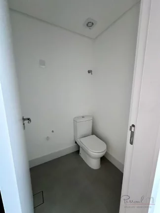 Imagem Apartamento Exclusivo em Condomínio Clube de Luxo Área Privativa: 134,57m2 privativos Descrição:...