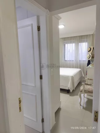 Imagem Apartamento com 03 dormitórios na Quadra Mar em Balneário Camboriú