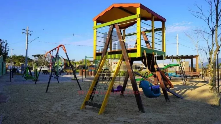Imagem Terreno com 200m² no Bairro Sertão do Trombudo na Cidade de Itapema/SC