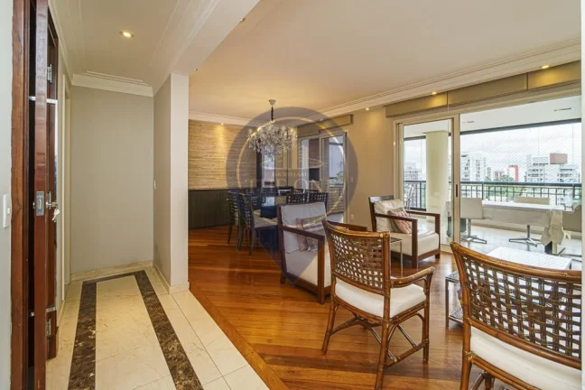 Imagem Apartamento de luxo com 4 quartos e 3 suítes no Sumaré, São Paulo-SP: 214m², 2 salas, 5 banheiros, 4 vagas de garagem!