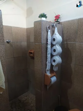 Imagem 2 casas e um ponto comercial no Centro - Tatuí/SP.