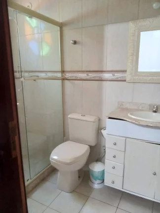 Imagem linda casa em Niterói, 3 quartos sendo 1 suíte e armários embutidos
