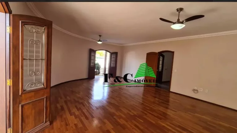 Imagem Casa para Venda em Limeira, Centro, 4 dormitórios, 2 suítes, 3 banheiros, 4 vagas