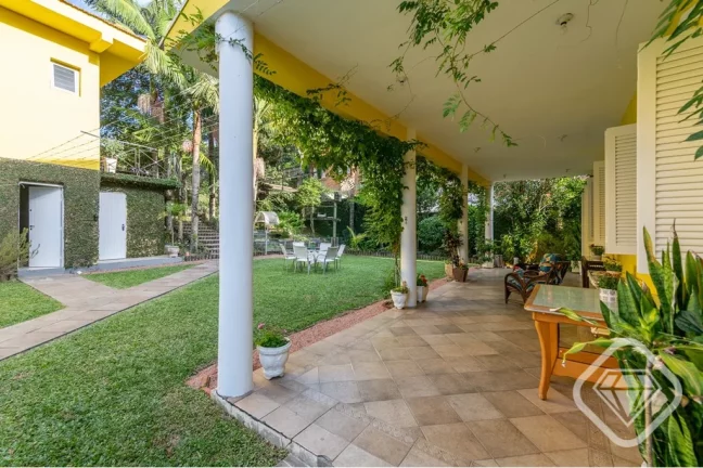 Imagem Uma residência imponente com 607 m² privativos no coração do Jardim Isabel
Vista deslumbrante pa...