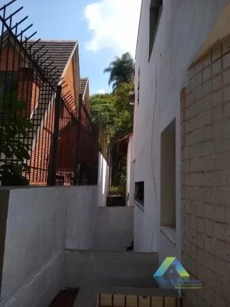 Imagem MORUMBI SOBRADO ALTO PADRÃO 800 metros, 4 dormitórios, 3 suítes, 4 salas, 8 vagas com ótima localização e valor !!!