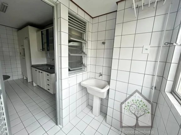 Imagem Apartamento com 3 dormitórios próximo à UFSC
