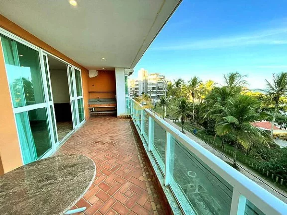 Imagem Exclusividade Beira-Mar: Apartamento de Alto Padrão na Quadra Mais Nobre da Praia de Peracanga
Desc...