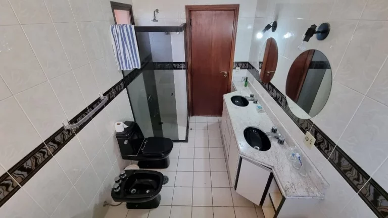Imagem Apartamento com 4 dormitórios à venda, 190 m²- Astúrias - Guarujá/SP