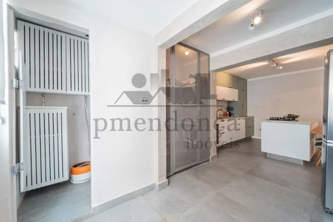 Imagem Pompéia apartamento reformado com 2 dormitórios e 1 vaga, 84m²