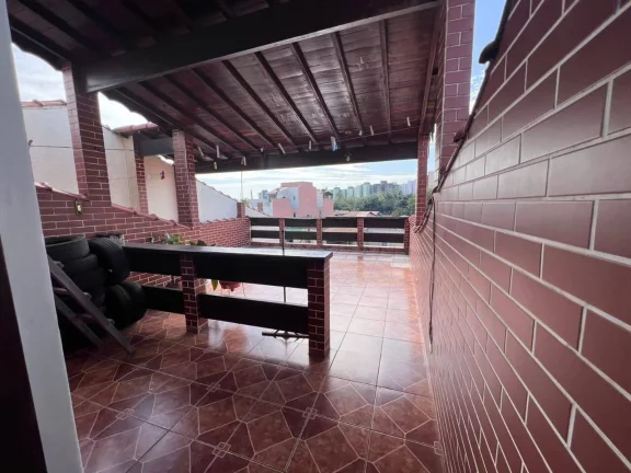 Imagem Sobrado com 3 dormitórios, 332 m² - venda por R$ 750.000,00 ou aluguel por R$ 3.880,00/mês - Parque Marajoara - Santo André/SP