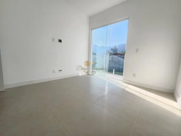 Imagem Casa em Condomínio para Venda em Guapimirim / RJ no bairro Cotia