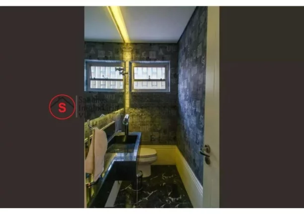 Imagem VENDA SOBRADO, excelente localização no bairro da Mooca,
