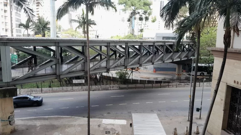 Imagem ConJunto comercial na 9 de julho - Bela Vista
