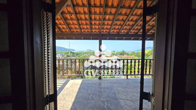 Imagem Casa com 3 dormitórios à venda por R$ 930.000 - Condomínio Samola - Ubatuba/SP