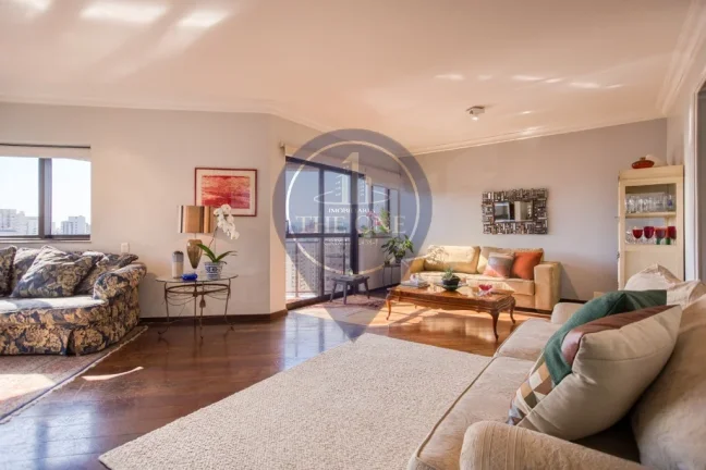 Imagem Apartamento de luxo com 4 quartos e 3 suítes em Perdizes, São Paulo - 192m² e 3 vagas de garagem!