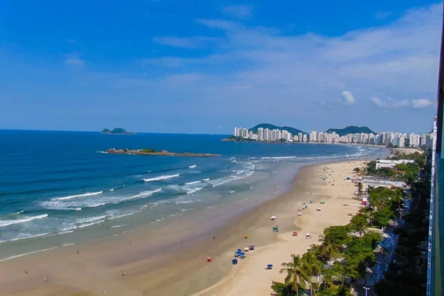 Imagem Apartamento com 4 dormitórios à venda, 160 m² por R$ 1.550.000,00 - Pitangueiras - Guarujá/SP