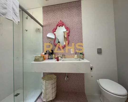 Imagem Linda casa com piscina e pista de skate no bairro São Marcos. Se tem algo que esse momento de pande...