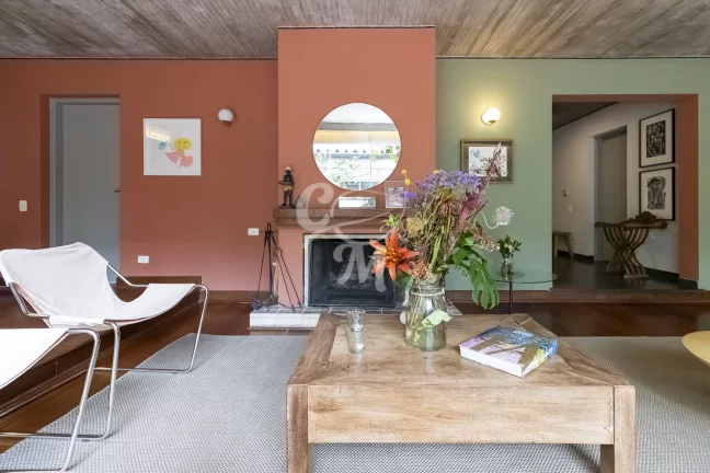 Imagem Linda Casa no Alto de Pinheiros, SP
