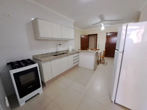 Imagem APARTAMENTO AMPLO COM 3 DORMITÓRIOS NO CALÇADÃO DA PRAIA DE PITANGUEIRAS.