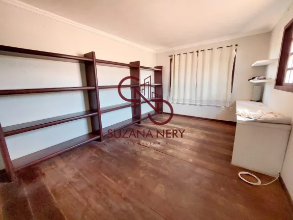 Imagem CASA COM 5 QUARTOS EM CANDELARIA