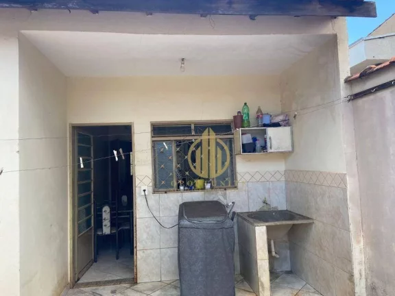 Imagem Casa com 2 dormitórios à venda, 58 m² por R$ 265.000 - Jardim Diva Tarlá de Carvalho - Ribeirão Preto/SP