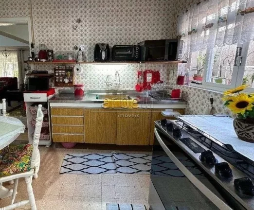 Imagem Casa com área total de 295 M² e 170M² de área construída, com 3 dormitórios sendo 1 suíte, 3 ...