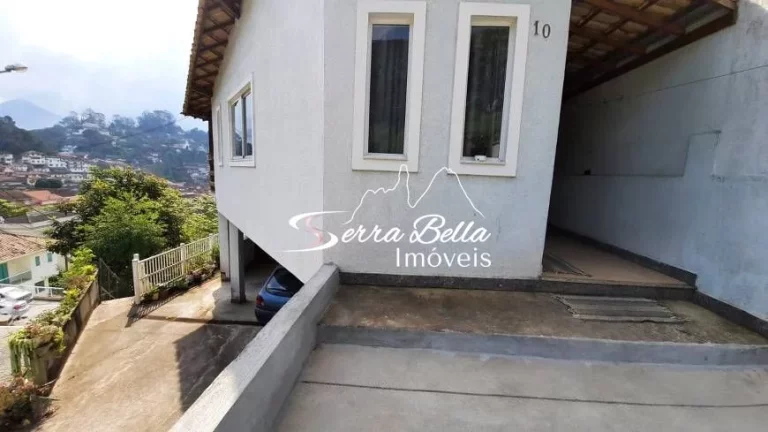 Imagem Casa com 2 dormitórios à venda, 106 m² por R$ 550.000,00 - Tijuca - Teresópolis/RJ