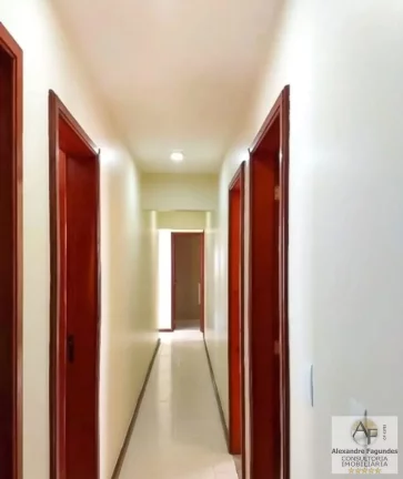 Imagem Apartamento para Venda em Goiânia, SETOR BELA VISTA, 4 dormitórios, 1 suíte, 2 banheiros, 2 vagas