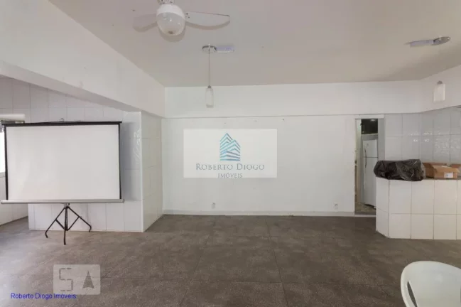 Imagem Excelente oportunidade de investimento: Apartamento à venda em Rio de Janeiro-RJ, bairro Camorim, 2 quartos, 1 sala, 1 banheiro, 1 vaga de garagem, 50m².