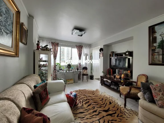 Imagem Apartamento á venda no Edifício Alfa Centauro localizado na Quadra Mar no centro de Balneário Camboriú.