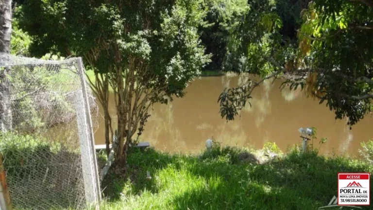 Imagem VENDO BELO SITIO EM ESMERALDAS, JUNTO AO CONDOMÍNIO IPÊ AMARELO. AMPLA ÁREA DE LAZER, PISCINA, SAUNA, QUADRA E LAGOA COM MUITO PEIXE