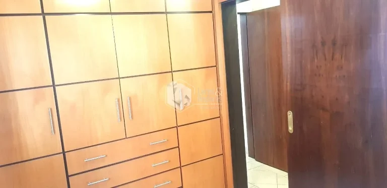 Imagem SOBRADO À VENDA, COM 200M² COM 3 DORMS SENDO 1 SUÍTE COM 2 VAGAS E ARMÁRIOS EMBUTIDOS NA COZINHA - OPORTUNIDADE VILA ROMANA