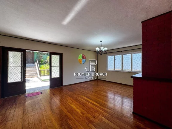 Imagem Casa à venda, 315 m² por R$ 1.180.000,00 - Carlos Guinle - Teresópolis/RJ