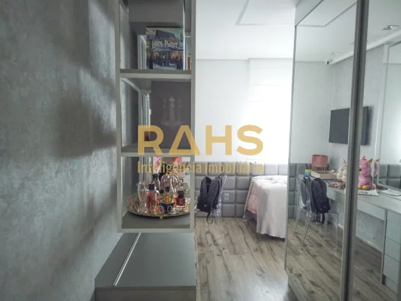 Imagem Espetacular apartamento de muito requinte e bom gosto localizado em região nobre da cidade. Com um ...