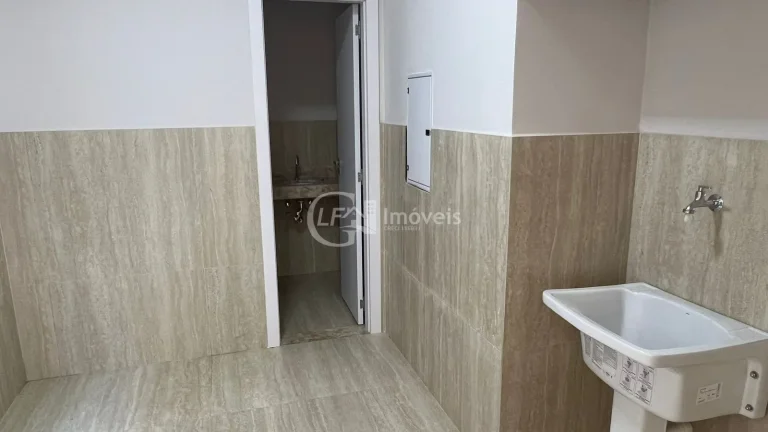 Imagem Casa em Condomínio à Venda em Campo Grande-MS - Residencial Damha III: 3 Quartos, 3 Suítes, 3 Salas, 5 Banheiros, 6 Vagas, 280m².