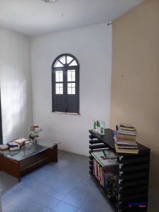 Imagem VENDO CASA DE ANDAR 5/4 NA BARAUNAS COM AREA DE AMPLIAÇÃO