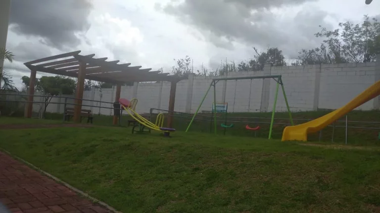 Imagem Apartamento Ótima Localização com 02 dormitórios, sala,, cozinha americana com armários, banhei...