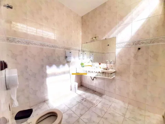 Imagem Casa com 4 dormitórios à venda, 218 m² por R$ 800.000,00 - Centro - Rio Claro/SP